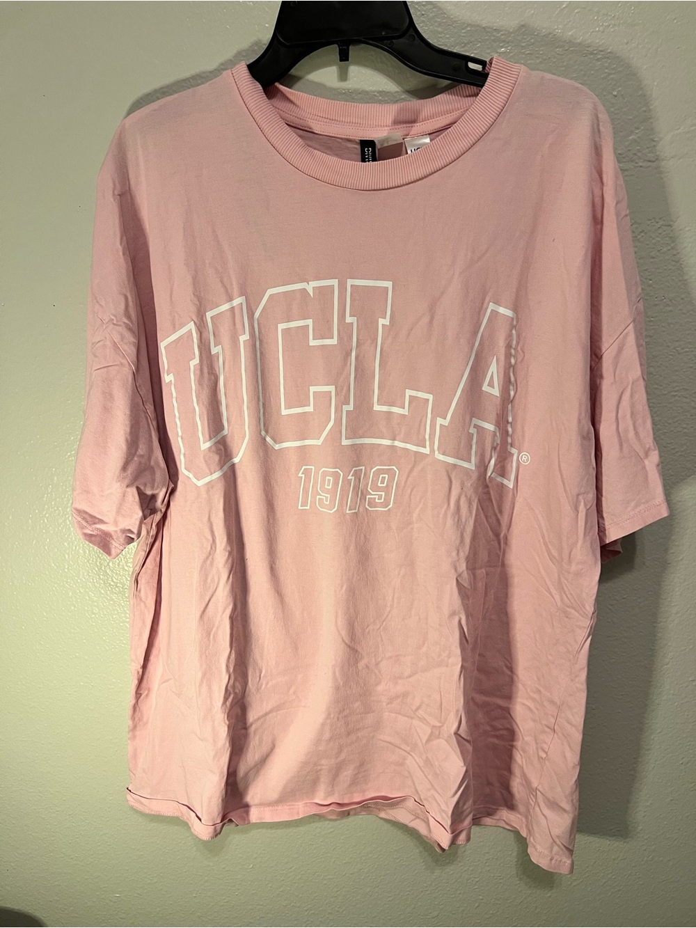 H&M Women’s Pink UCLA Graphic Tee, Size L